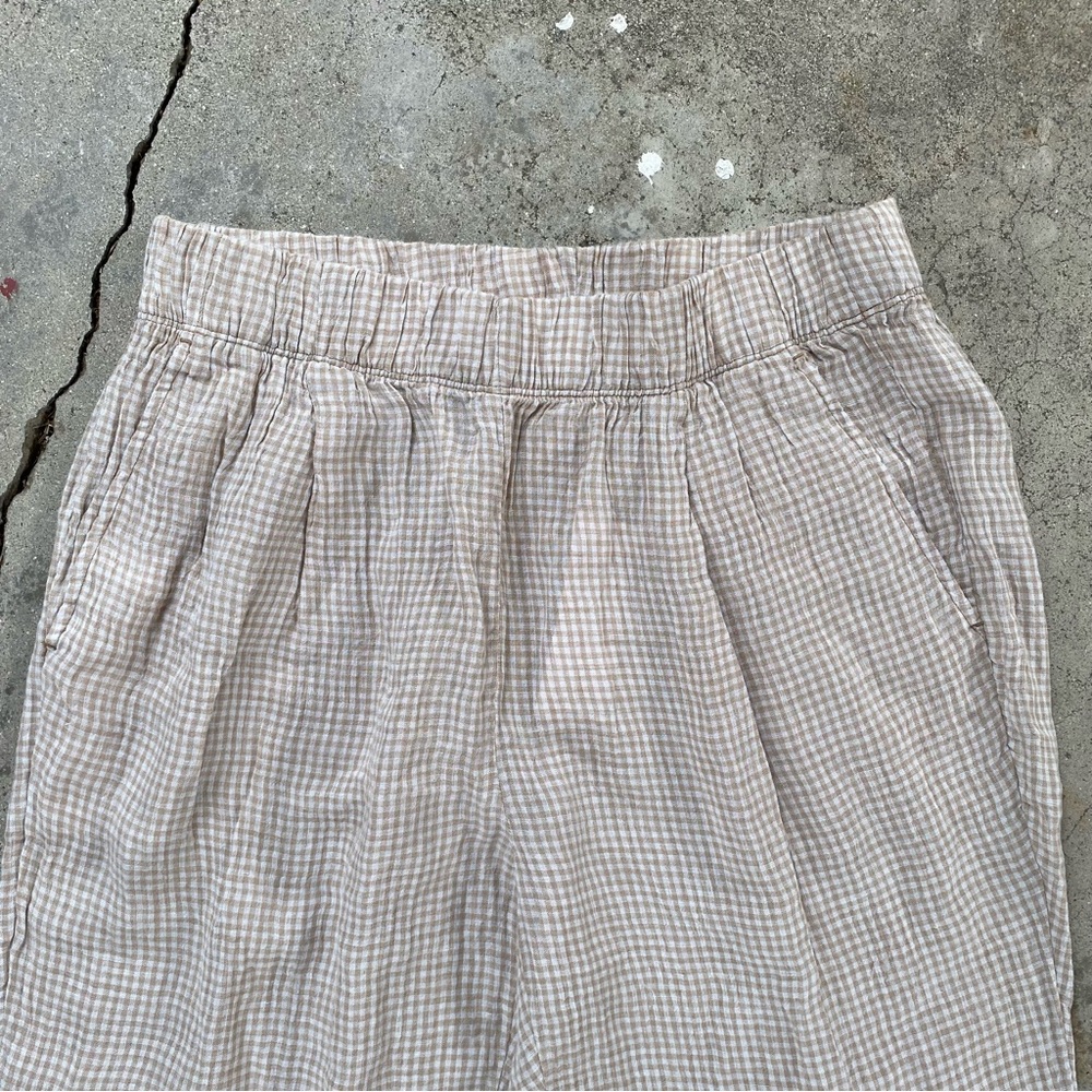 Eileen Fisher | Puckered Organic Linen Tapered Pant - Picture 7 of 13